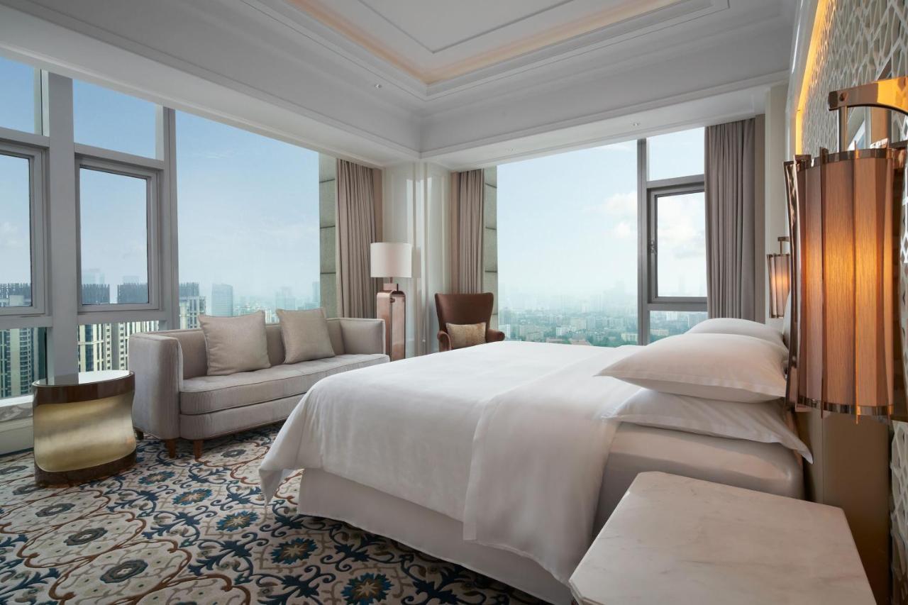 Sheraton Grand Wuhan Hankou Hotel Exteriör bild