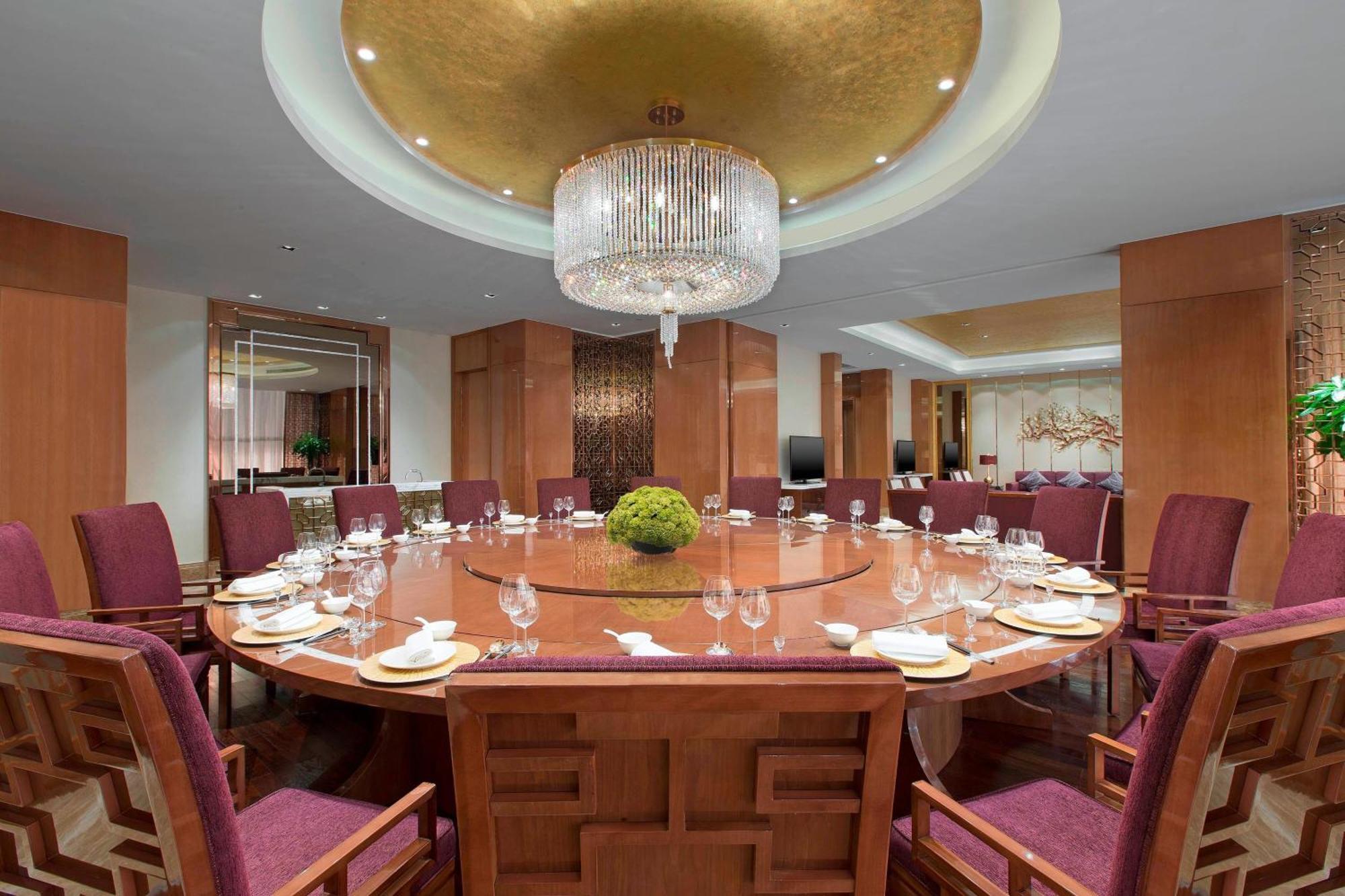Sheraton Grand Wuhan Hankou Hotel Exteriör bild
